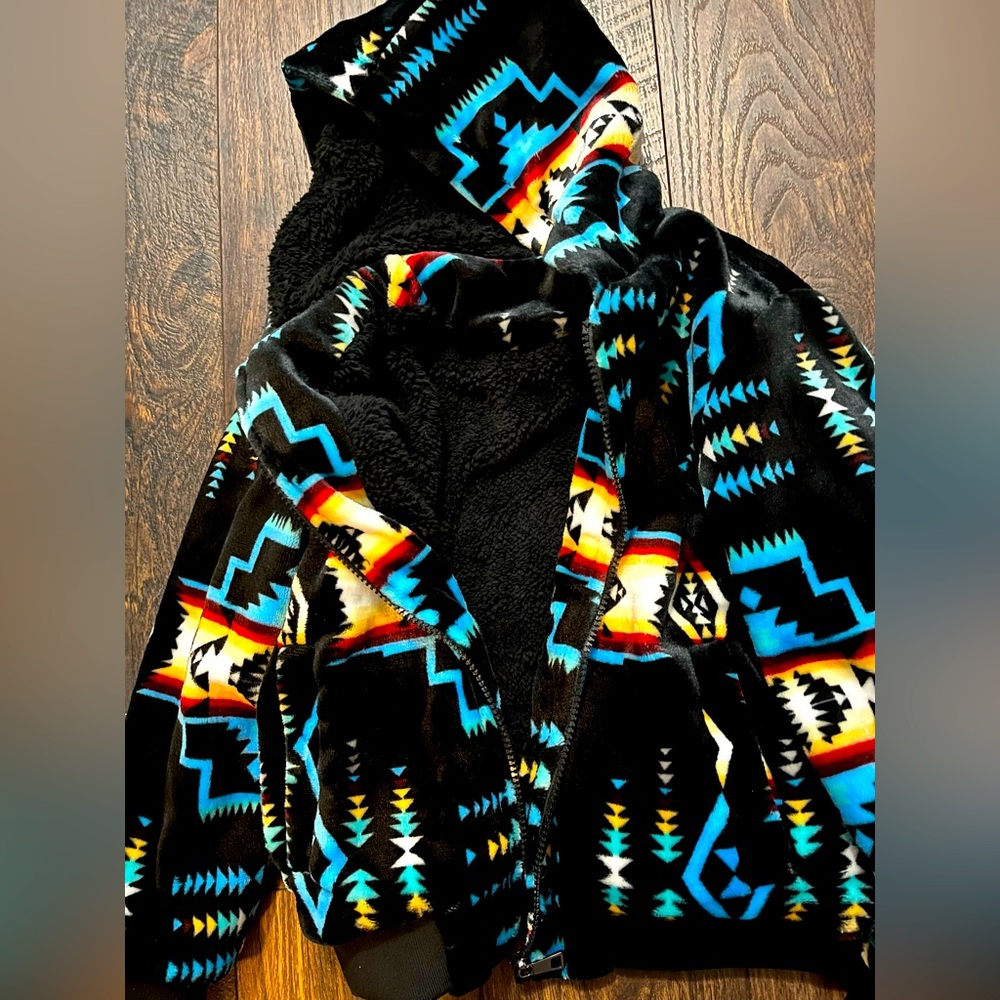 Kids Tribal Jacket (fits like a youth small/medium) Brand New - Never Worn